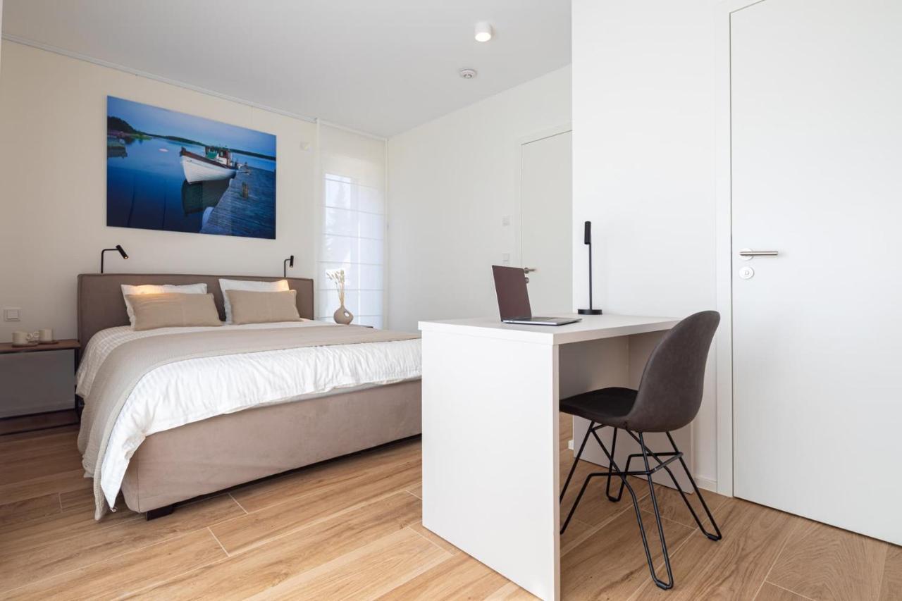 En Suite Bedrooms At Reckenthal House By Rentaroo Luxemburgo Exterior foto