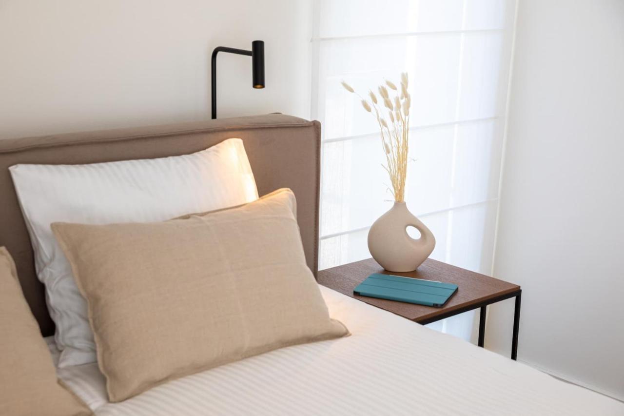 En Suite Bedrooms At Reckenthal House By Rentaroo Luxemburgo Exterior foto