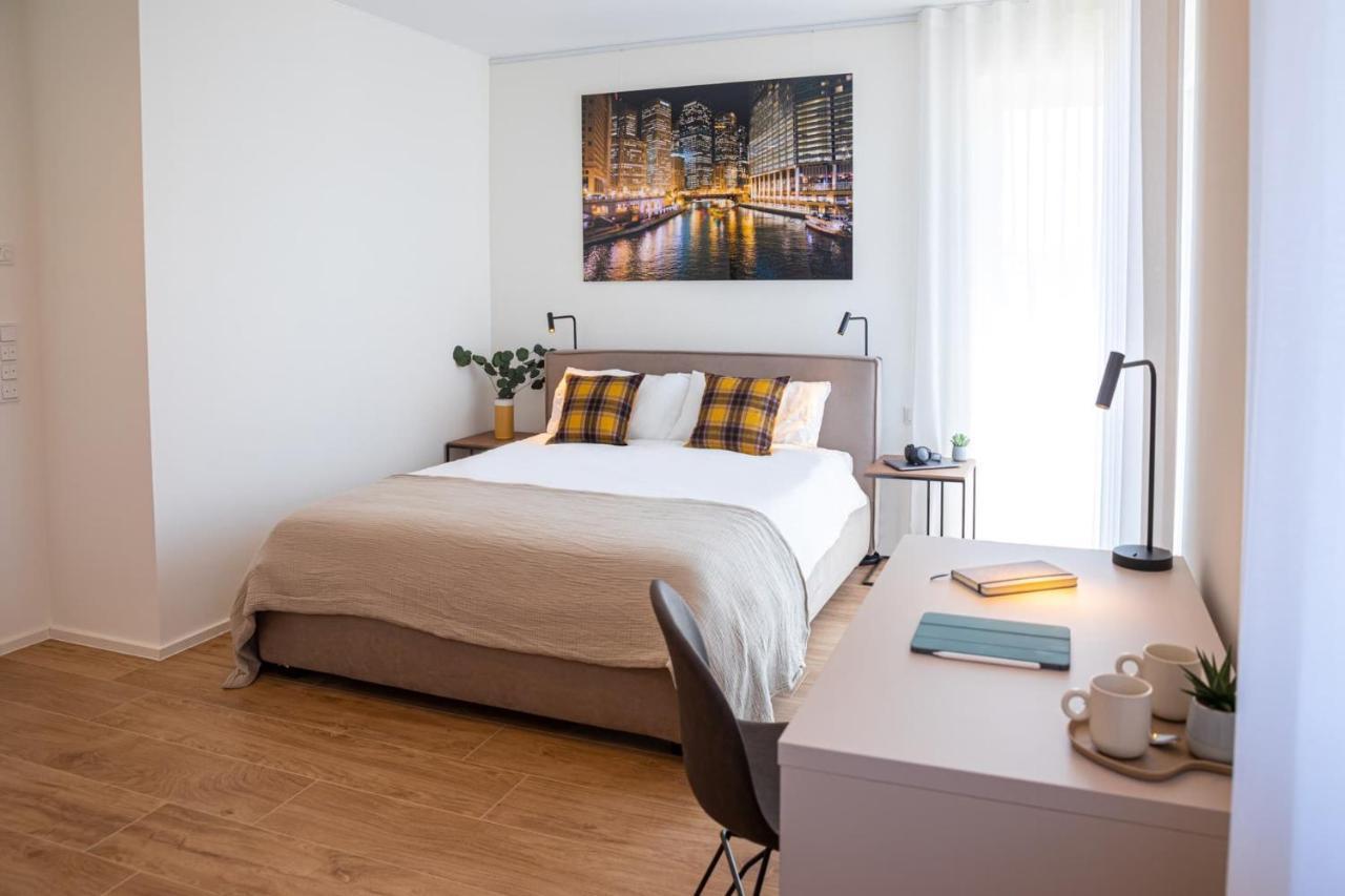 En Suite Bedrooms At Reckenthal House By Rentaroo Luxemburgo Exterior foto