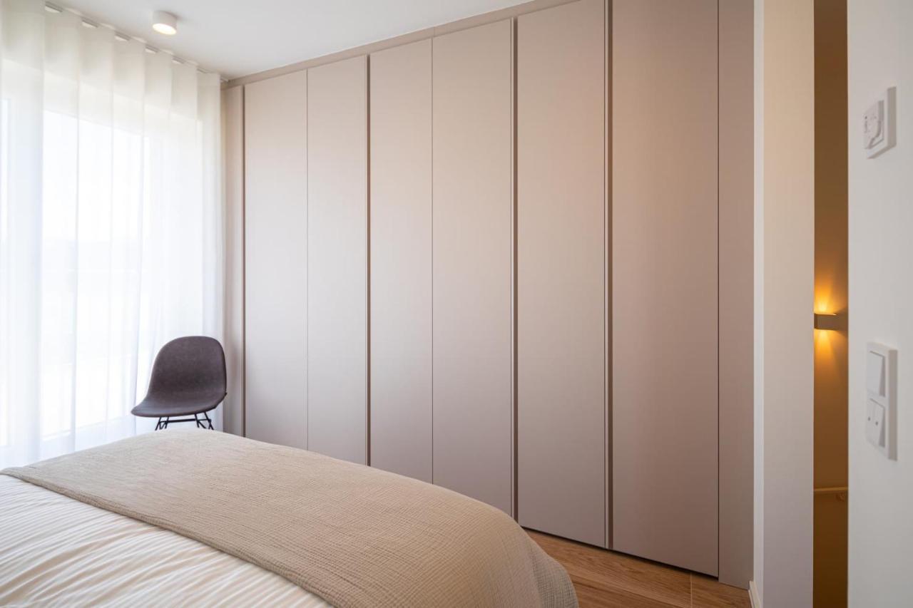 En Suite Bedrooms At Reckenthal House By Rentaroo Luxemburgo Exterior foto